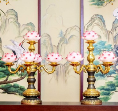 Đèn lưu ly Sen Hồng cao cấp 5 bông
